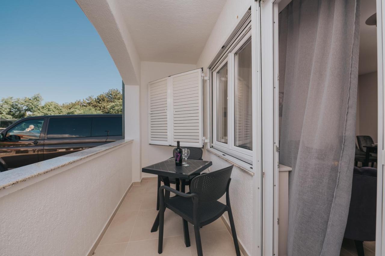 Apartments Virgine Maria I Baška Εξωτερικό φωτογραφία